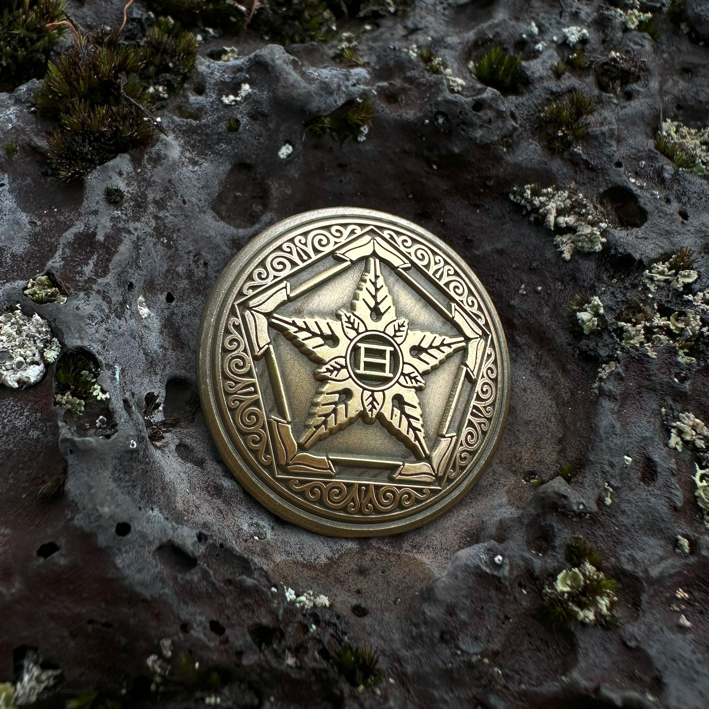 Gehn's Crest Die-Struck Pin